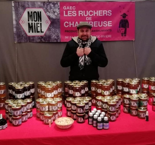 LES-RUCHERS-DE-CHARTREUSE-Producteurs-locaux-autour-de-moi-Le-Comboire-Paysan